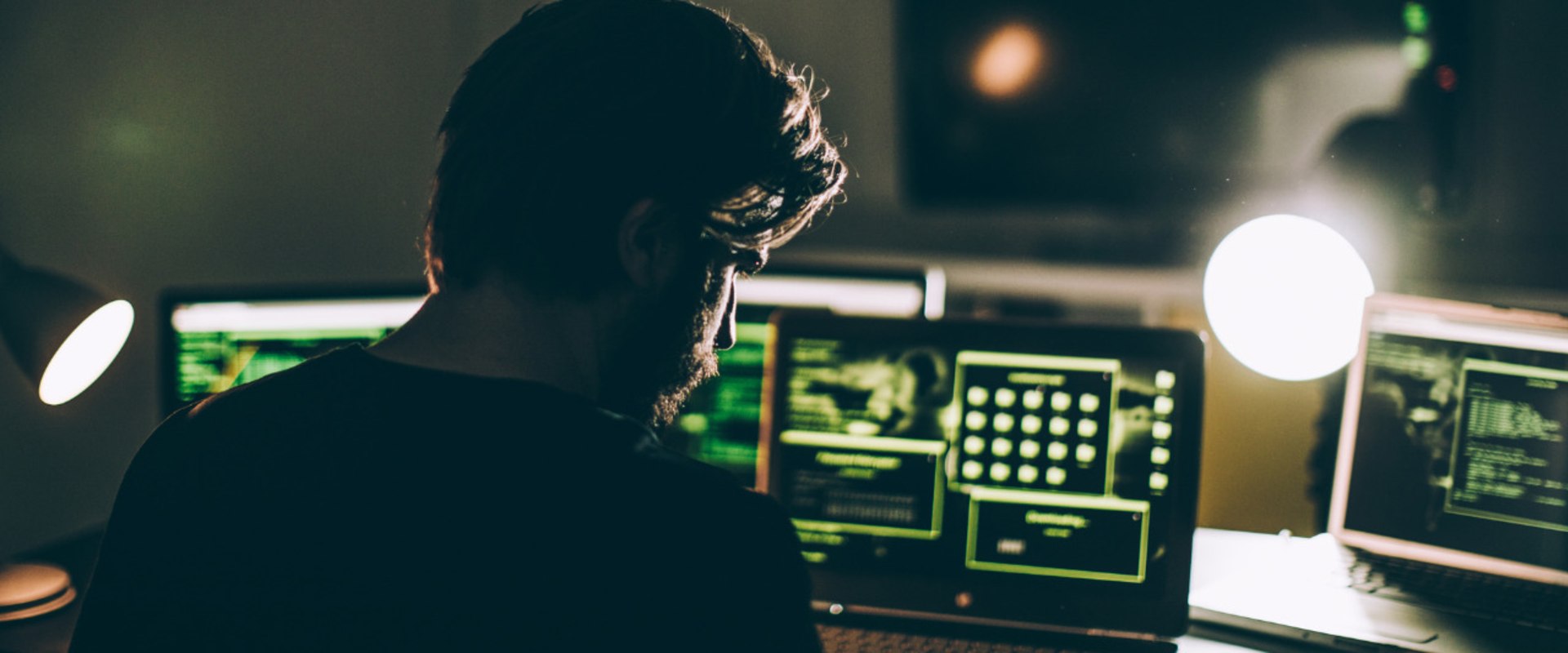 What are the major types of cyber security?